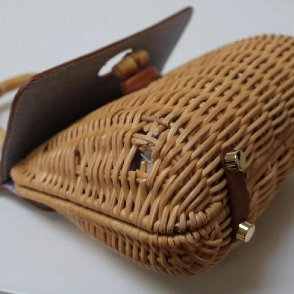 Beautiful J. Mclaughlin Irene wicker bag - Picture 5 of 15